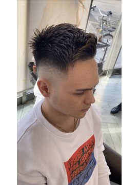 コワファースト 大分(COIFF1RST) 外国人風、フェードアップバング