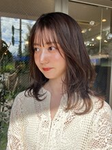 ブランチ(branch) ミディアムレイヤー.ベージュ. branch×白浜さくら