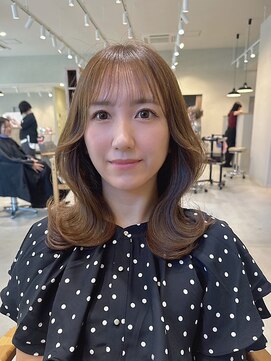 ウィタ(wita.) 韓国風レイヤー/顔まわりカット/ブラウンベージュ