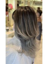 ヘアーステージ シーオーアル&nbsp;ホワイトバレイヤージュ