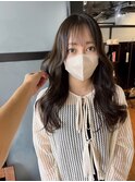 オリーブグレージュ