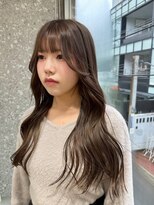 サンク 原宿 表参道(cinq)&nbsp;ミディアムレイヤーくびれミルクティーベージュハイトーンカラー