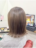毛先軽やか♪♪外ハネミディ