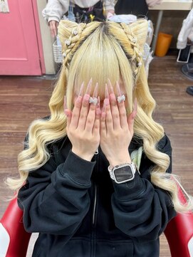 ヘアセットアップス(UP's) 『可愛すぎるネコ耳ハーフ三つ編み♪』巻きはヨシンモリ(^-^)