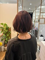 ロッカ(ROCCA) チェリーブラウン×やわらかボブ