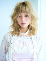 エシェル 平塚店(echelle) 無造作ウェーブで魅せるハイトーンベージュミディアム