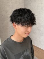 グニー(gunii)&nbsp;波巻きパーマ