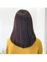 エマ(emma)&nbsp;★艶感ピンクブラウン★ストレートスタイル★シースルーバング★