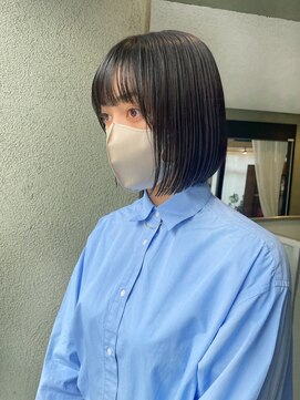 ボンド 三軒茶屋(Bond) ぷつっとボブ × 寒色系オリーブグレー