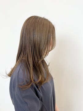 ビーヒアナウ N゜03 金沢駅西店(BE HERE NOW) フェイスレイヤー×ミルクティーベージュ