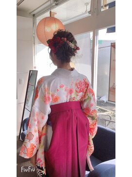 モモ(MOMO) 卒業式　セレモニーセット＆袴着付