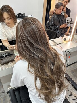 ブレンド 渋谷(BLend) グレージュマチルダボブインナーグレージュ 前髪