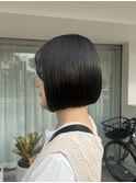 パツっとボブ×ダークグレージュ