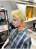 スパイキーショートブリーチブリーチカラー金髪ショート短髪