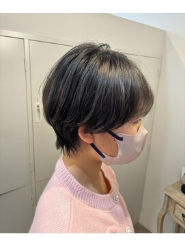 ロッカ(ROCCA) ハイライトカラー大人マッシュショート