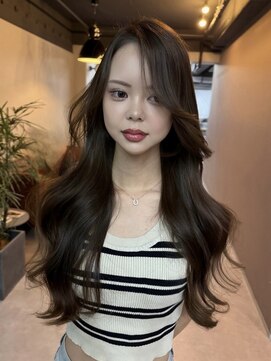 レブ 四条烏丸(Reb,) レイヤーカット/艶カラー/ミルクティーベージュ