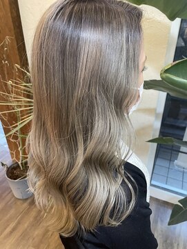 メルカ 天王寺(melca.) ルーツカラー