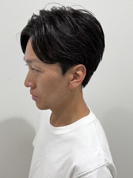 ヒュイル バイ ニアウ(Hwyl by Niau) メンズパーマニュアンスパーマジェントルショート刈り上げ