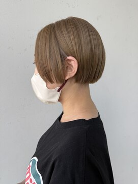 コレットヌーク(COLLET neuk) ミニボブ / ヘーゼルベージュ