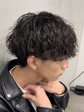 フィフス トウキョウ (fifth TOKYO) シャドウパーマ緩め波巻きツイストスパイラルパーマ縦落ちパーマ