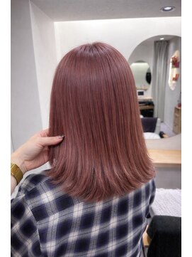 リアン(Lien) ピンクベージュ/ピンクカラー/ダブルカラー/ブリーチカラー