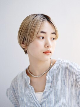 ブルー(BLUE) イメチェン/ホワイトブロンド/外ハネボブ/美髪/仙台