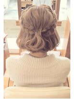 ゴールドウッドペッカー(Gold woodpecker) ボブスタイル編み込みヘアアレンジ☆