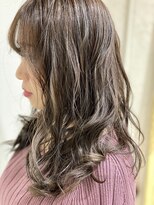 エル(EL by green)&nbsp;《tomi》くすみグレージュカラー