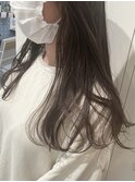 アッシュベージュ　×柔らかロングヘア