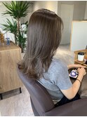 透け感オリーブベージュ