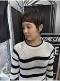 オン眉ベリーショート