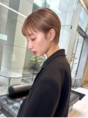 大人ベリーショート　柔らかハイトーンベージュカラー