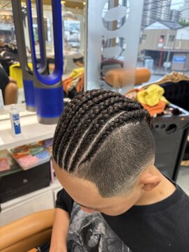 髪技空間アノン(anon) コーンロウ