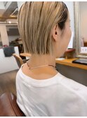 切りっぱなしミニボブ