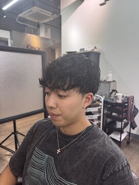 クロムトウキョウ ザ バーバー 新宿本店(CHROM TOKYO the Barber) シャドウパーマ