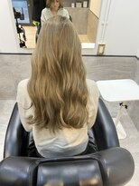 アルトラ(ALTLA)&nbsp;巻き髪×ミルクティーベージュ