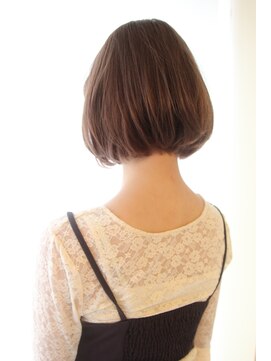 レウナ 外苑前(Reuna) 大人可愛いワンレンボブ　綺麗なボブスタイル