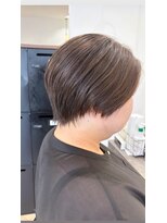 ユニ バイ マグ 長野店(Uni.by Mag) 20代30代40代ストレート小顔補正立体カット