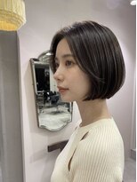 シール 梅田(CIRR) ミルクティーベージュウルフパーマミディアムヘア50代髪型