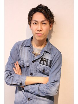 リア(Lia by KENJE) Lia by KENJE&對馬英傑 アップバングメンズショート