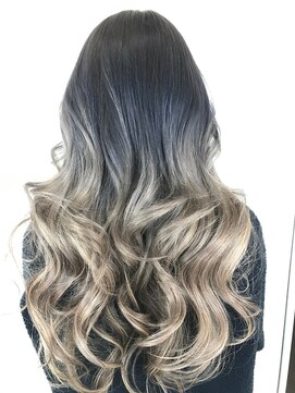 ヘアーサロン ブラン(Hair Salon Blanc) 外国人風グレージュグラデーション