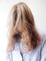 アルバム 銀座(ALBUM GINZA)&nbsp;ベージュロング_ウェーブパーマフォギーベージュ耳かけ_ba296292