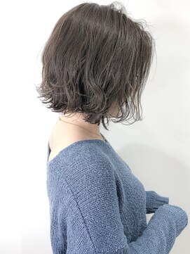 ネイヴィル オモテサンドウ(navile omotesando) ☆ブリーチなしグレージュ×大人かわいいカールボブ20代30代40代