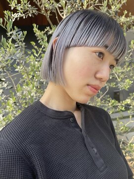 ナル(nalu.) ワイドバング / 切りっぱなしボブ / ペールカラー