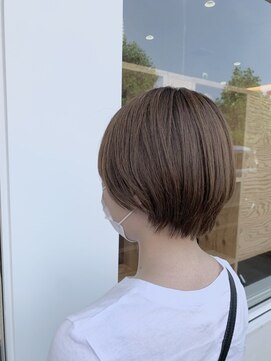 アドラーブル けやき通り店(adorable) 丸みボブ 人気 大人可愛い ボブ まとまりベージュ くすみ