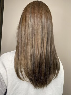 ラフィージュジャパン(RAFFIGE JAPAN) ツヤふわグレージュ