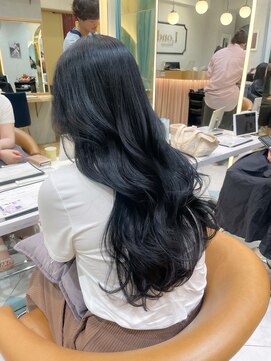 ロンドプランタン 恵比寿(Lond Printemps) 艶がある髪の毛は一段と綺麗に見えます！韓国巻きブラックカラー