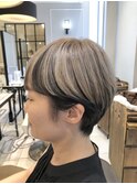 白髪ぼかし　白髪を活かしたカラー　ショートヘア　銀座