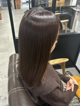 ロミータ by P.C.H(Lomita) 美髪ケアカラー×シルバーアッシュ◎髪質改善