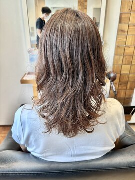 リシェールグリーン 越谷花田店(RICHAIR GREEN) デザインカラー/レイヤーカット/ウェットヘア/オリーブベージュ